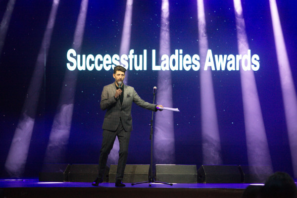 Ведущие Дмитрий Кожома