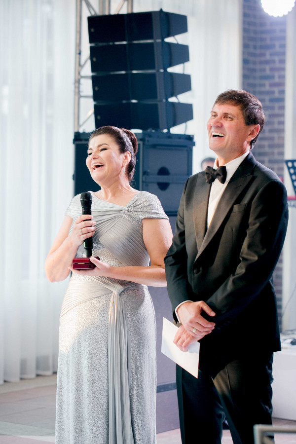 Летняя свадьба среди сосен