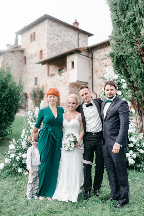 Почему сложно быть стилистом на свадьбе за