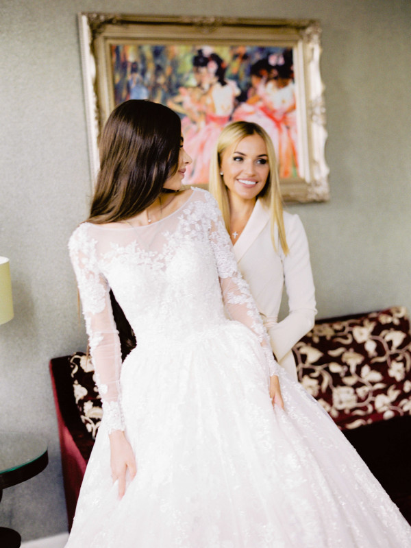 Белоснежная свадьба на берегу озера