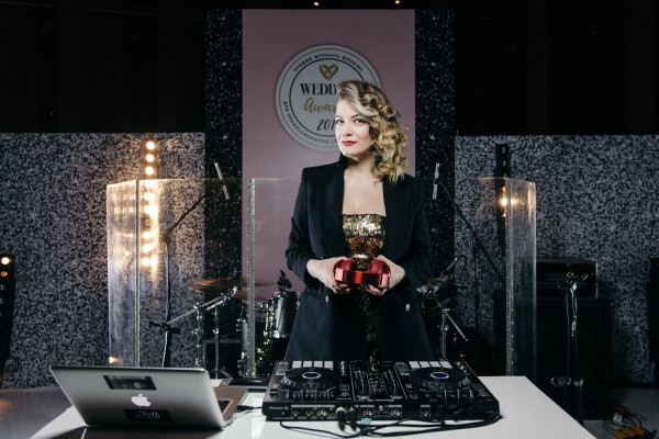 Диджеи Людмила Щербакова