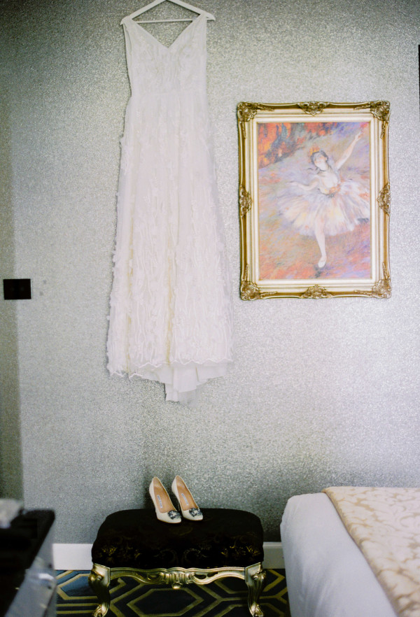 Белоснежная свадьба на берегу озера