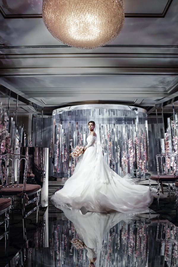 Три варианта свадебного оформления, утопающего в цветах