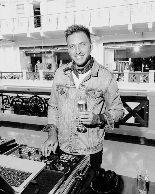 Диджеи Сергей Лосев