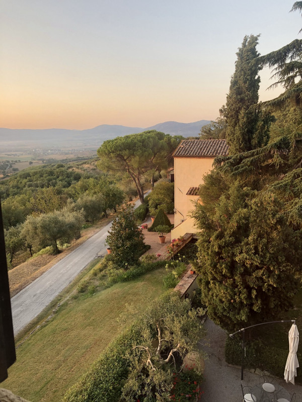 Почему сложно быть стилистом на свадьбе за