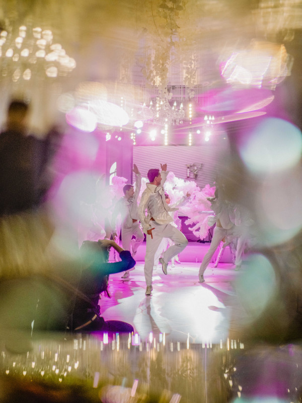 Белоснежная свадьба на берегу озера