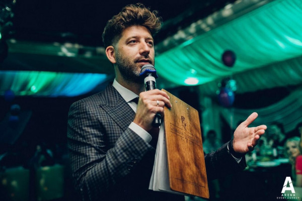 Ведущие Дмитрий Кожома