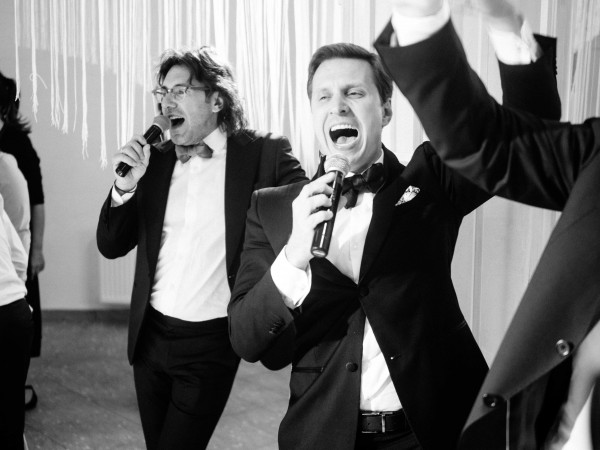 Белоснежная свадьба на берегу озера