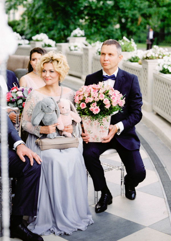 Белоснежная свадьба на берегу озера