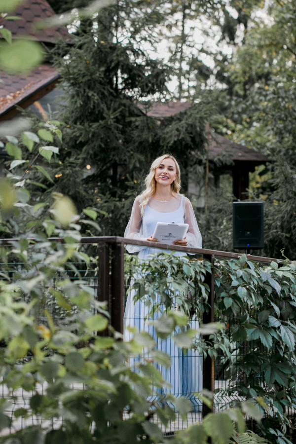 Летняя свадьба среди сосен