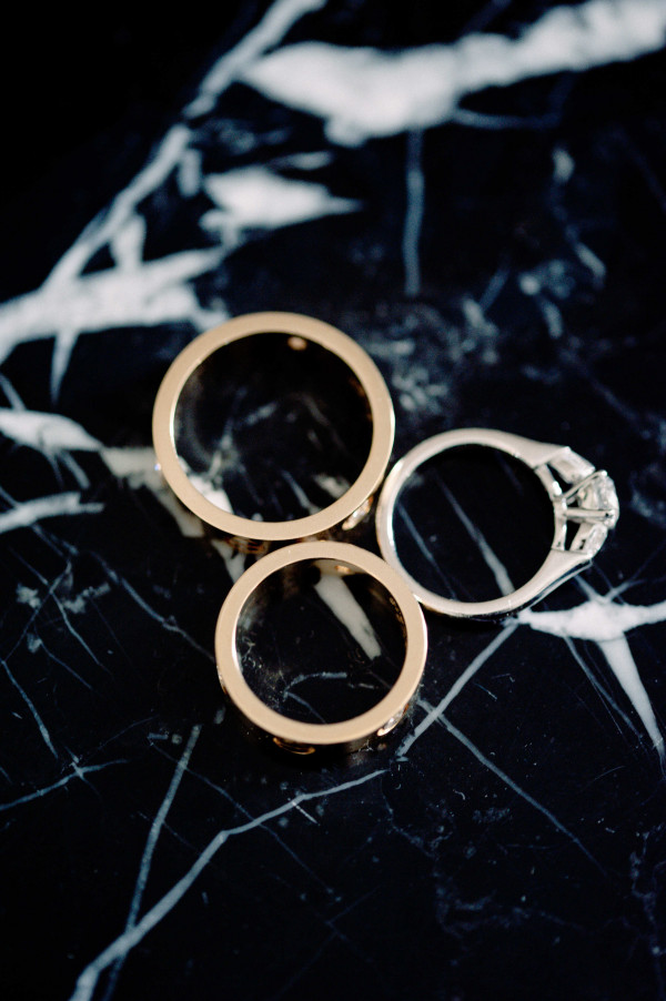 Белоснежная свадьба на берегу озера