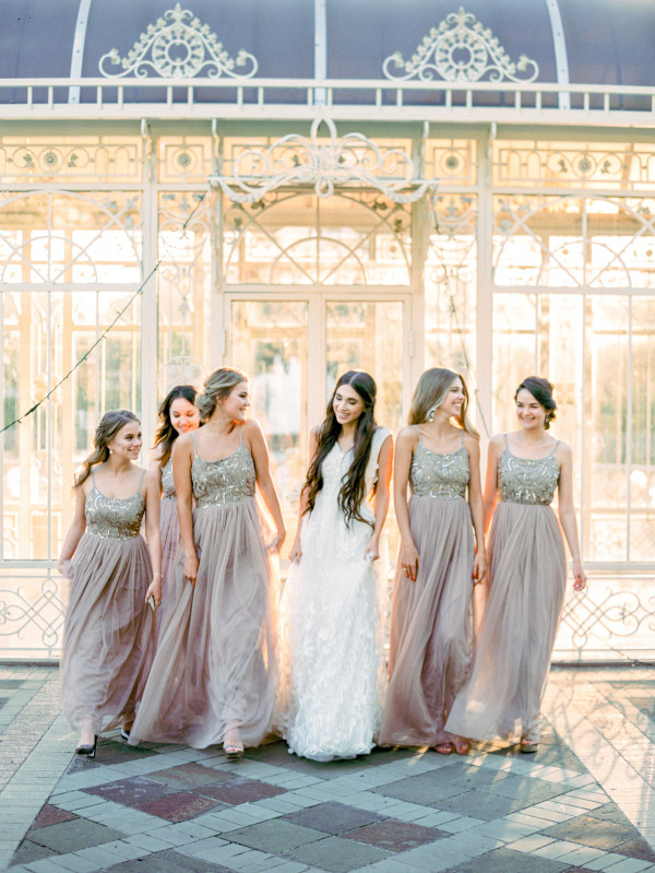 Белоснежная свадьба на берегу озера