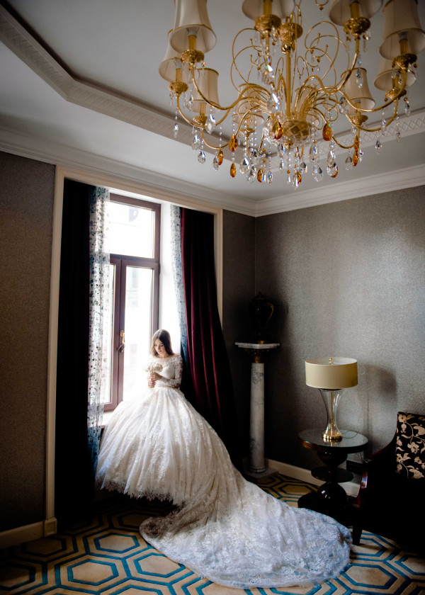 Белоснежная свадьба на берегу озера