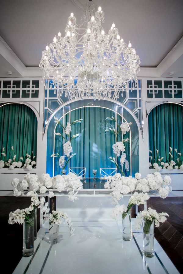 Летняя свадьба среди сосен