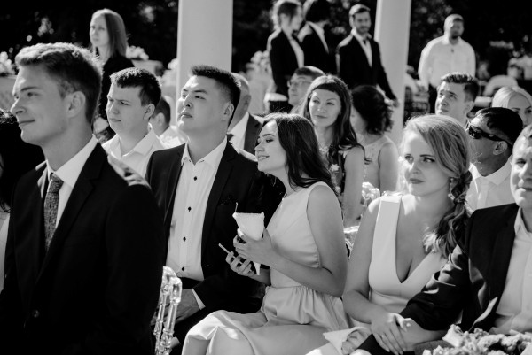 Белоснежная свадьба на берегу озера