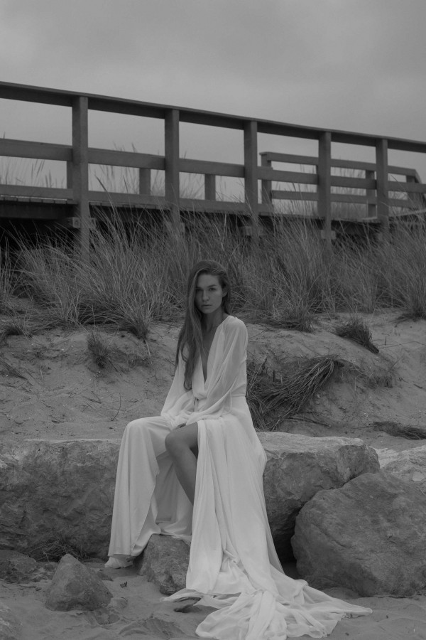 Предсвадебная съемка на берегу океана