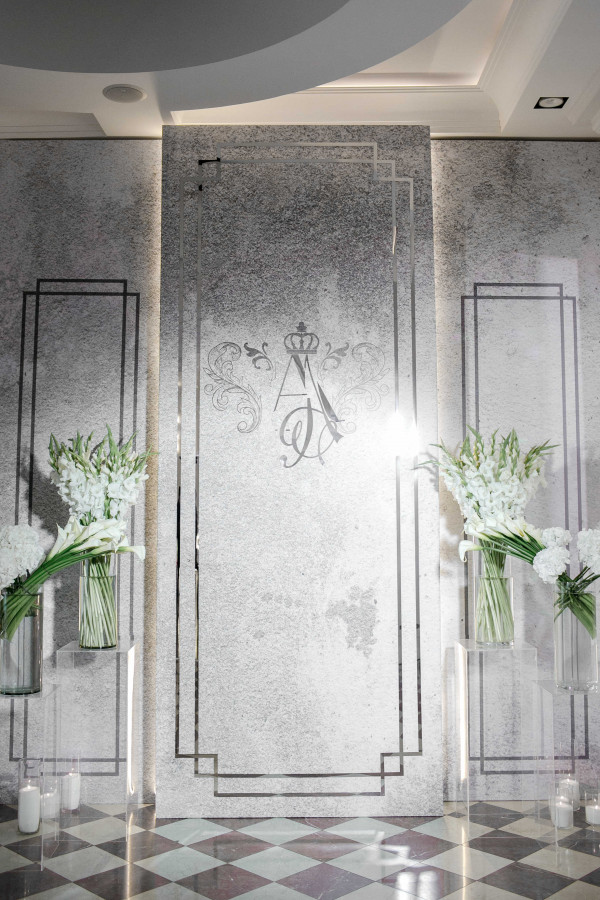 Летняя свадьба среди сосен