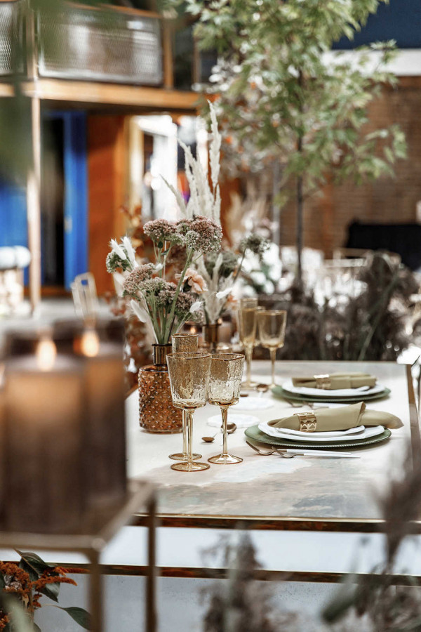 Осенняя свадьба в золотисто-пепельных оттенках