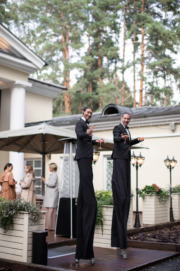 Свадьба с сухоцветами и декором в оттенке