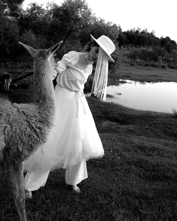 Идея для предсвадебной съемки — фотосессия на