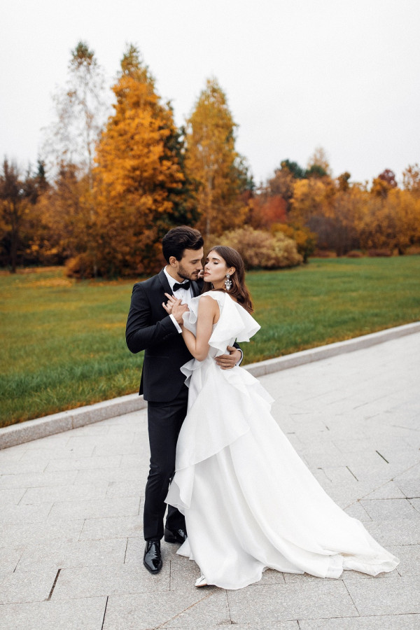 One century of endless love. Свадебная мода