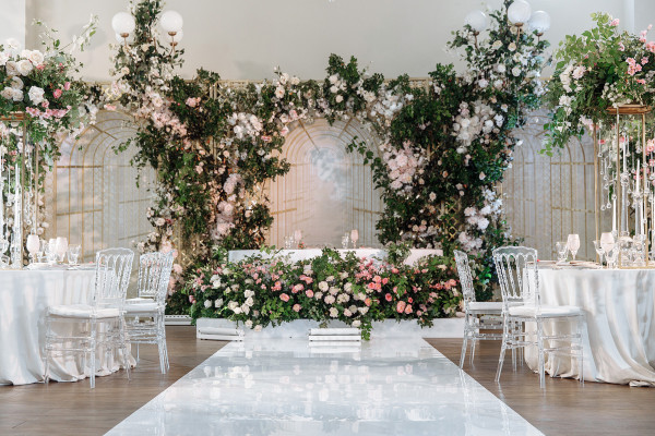 4 свадьбы в один день — как