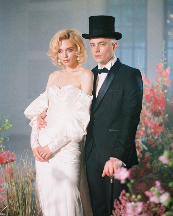 «В нашей жизни все по любви», —