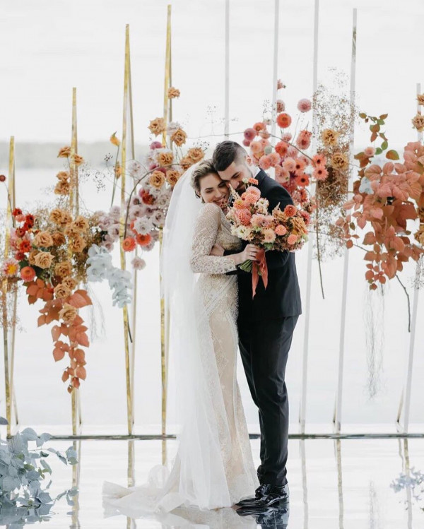 «В нашей жизни все по любви», —