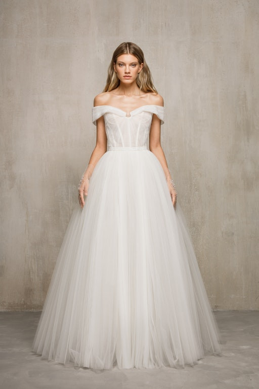 Современная романтика в коллекции Edem Fall 2021