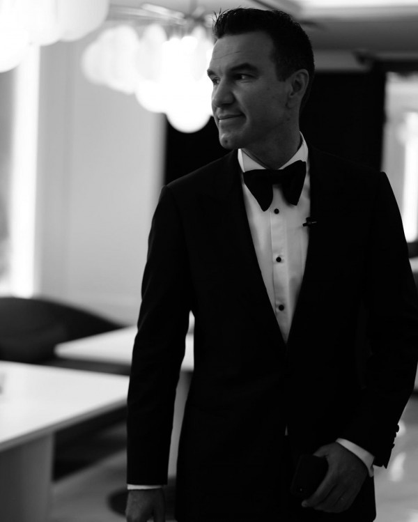 Ведущие Александр Слесарев