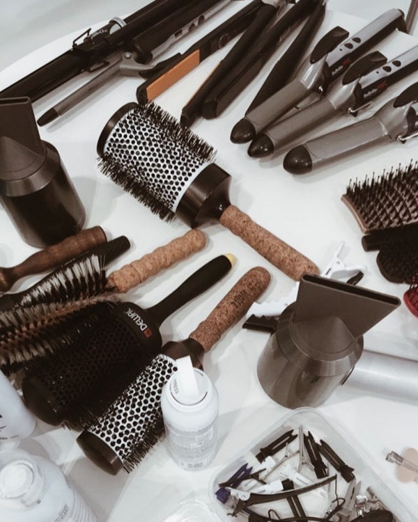 Надоели небрежные пучки? Выбирайте «волну» для свадебной