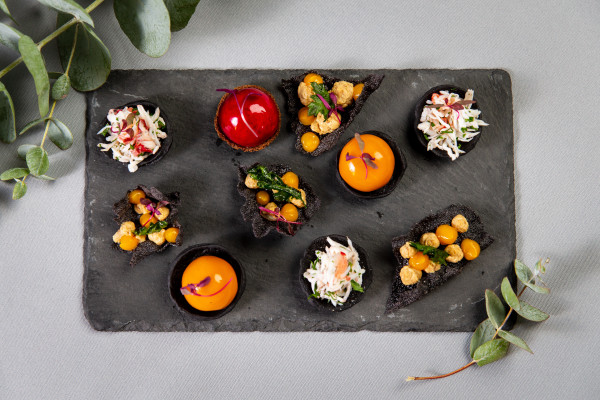 Кейтеринг Dellos Catering