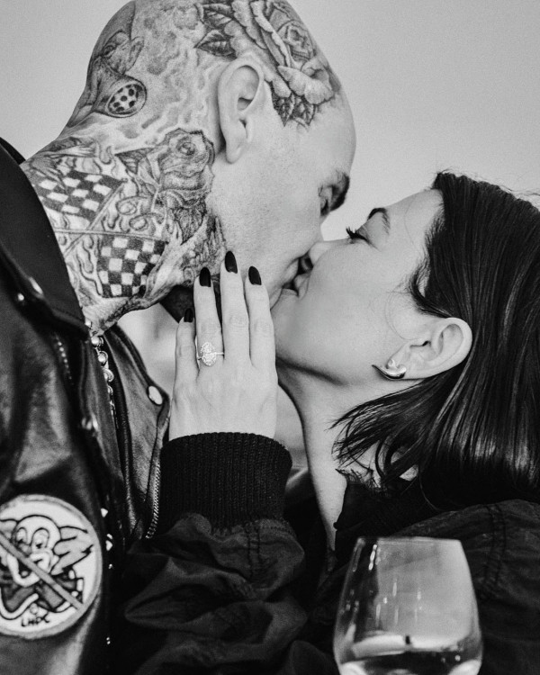 Кортни Кардашьян выходит замуж