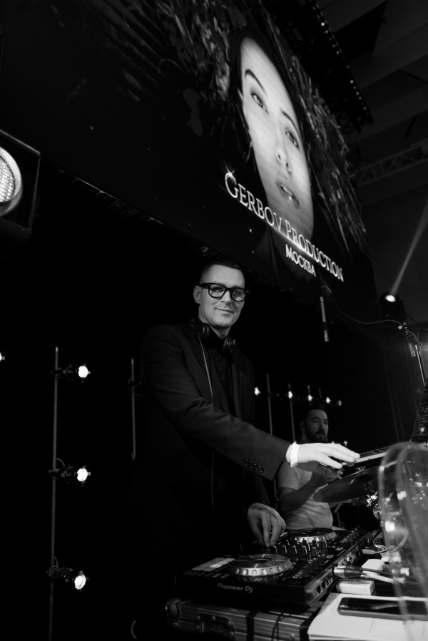 Диджеи Илья Бачурин