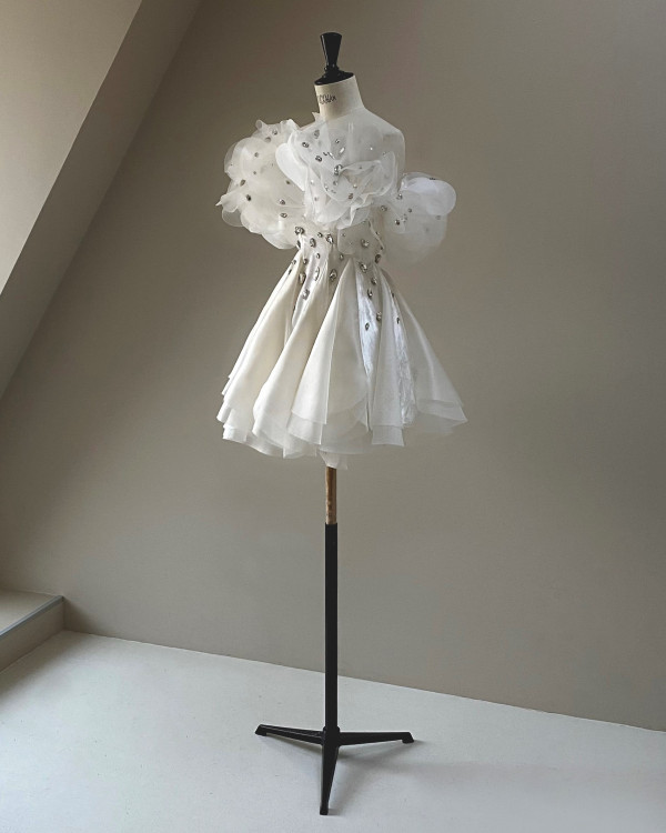 Мы знаем, где найти идеальное мини-платье для