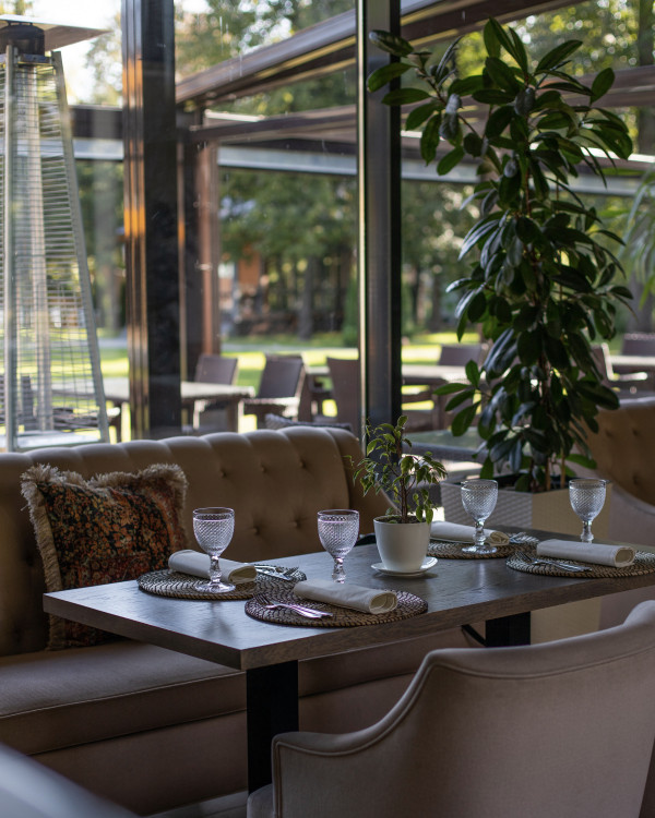 Ресторанный комплекс Olymp Junior: какой зал выбрать