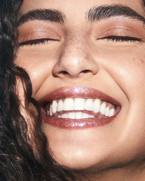 Все, что нужно знать про отбеливание зубов