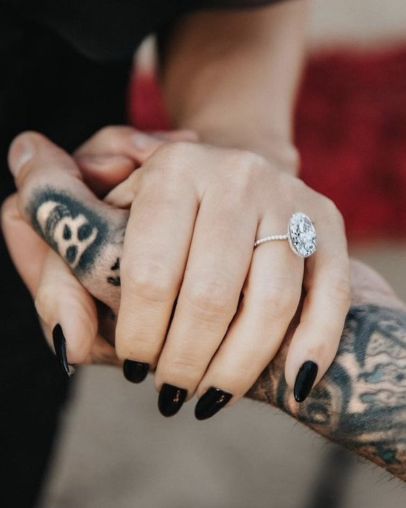 Кортни Кардашьян выходит замуж