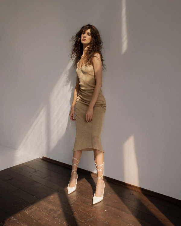 Наращивание ресниц и ламинирование в макияже невесты: