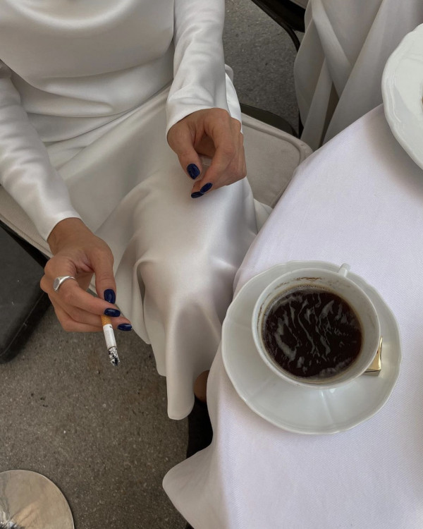 Простые total-white образы для росписи в загсе