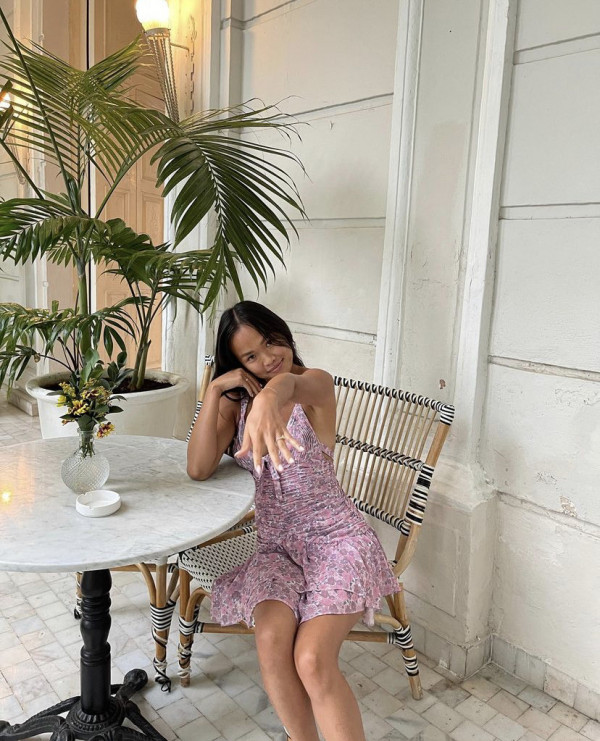 Помолвочное кольцо с овальной огранкой — тренд,