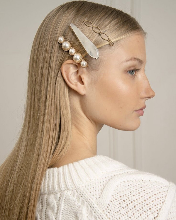 Трендовые прически, которые визуально корректируют лицо