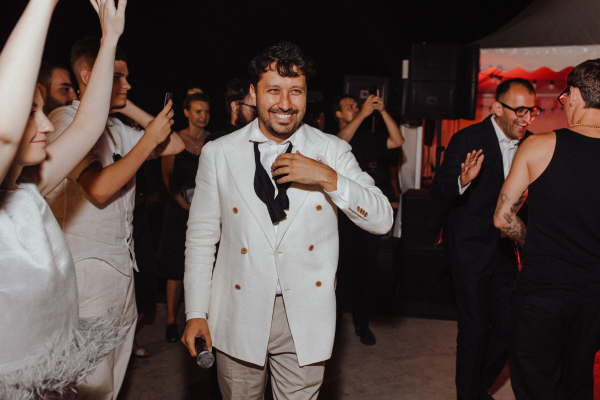 Ведущие Константин Анисимов