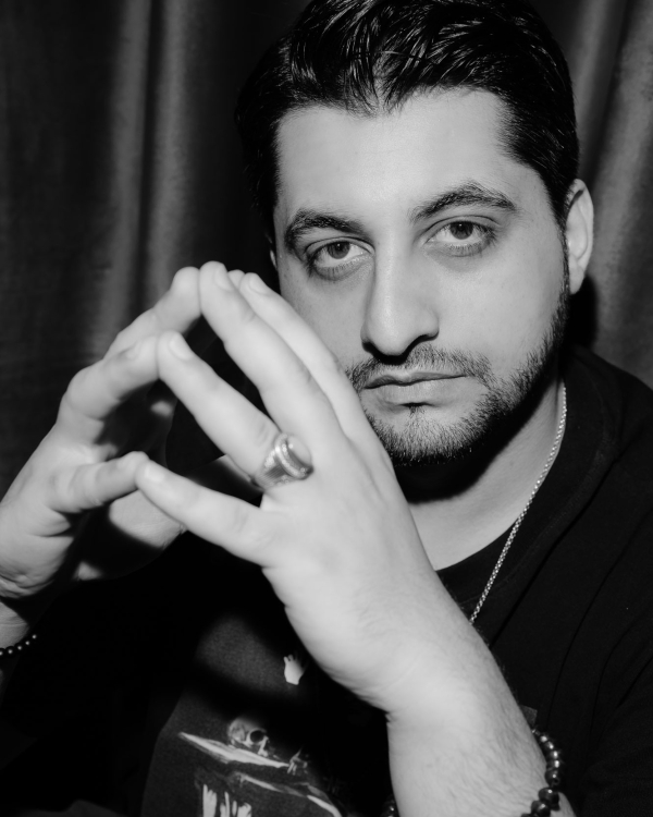 Диджеи Нарек Меликян