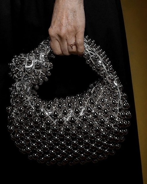 Подборка недели: 20 нарядных сумочек для свадьбы