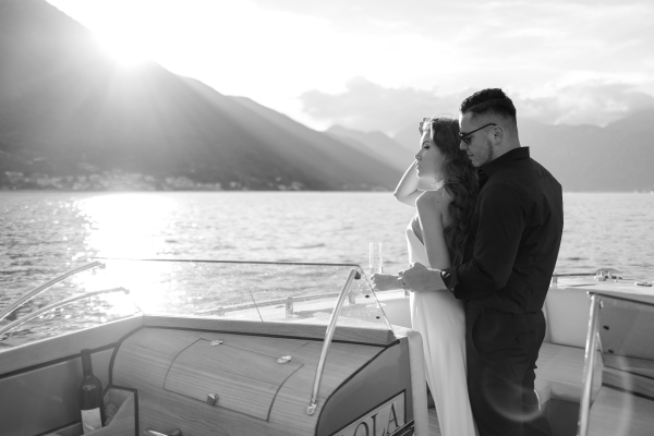 Камерный ужин и церемония у воды на