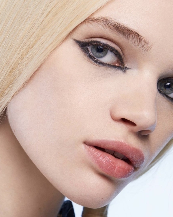 Тренды в прическах и макияже для невест