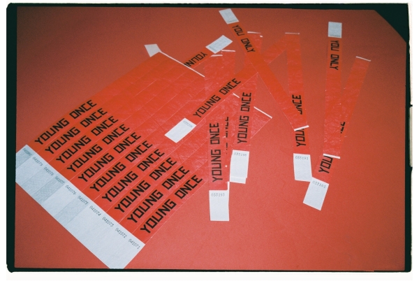 Как прошла первая выставка фотографа Арсения Прусакова