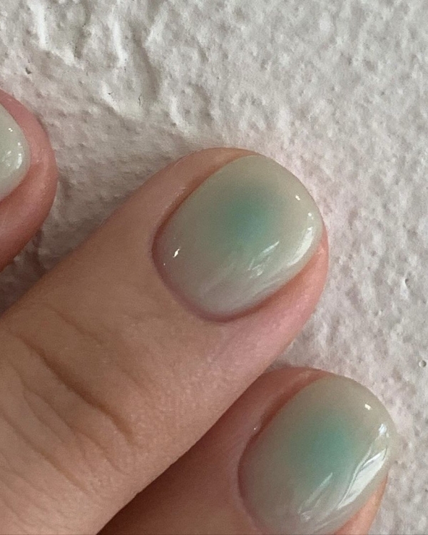 20 актуальных идей маникюра для холодного времени