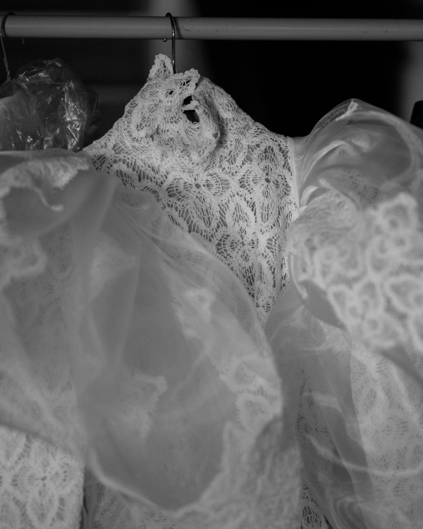 Свадебная церемония в готическом соборе и камерный